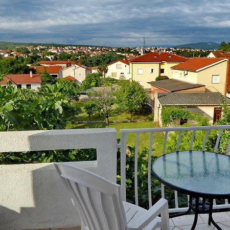 Apartments Curicta 1 Krk Town Bagian luar foto