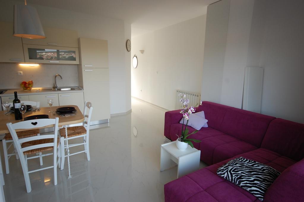 Apartments Curicta 1 Krk Town Bagian luar foto