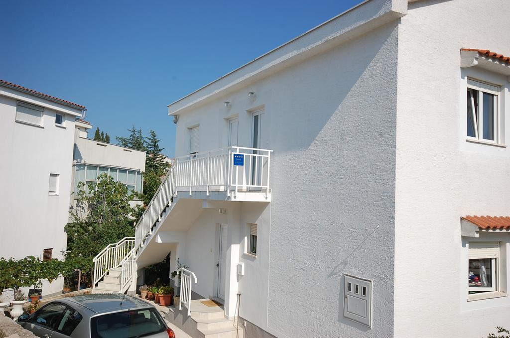 Apartments Curicta 1 Krk Town Bagian luar foto