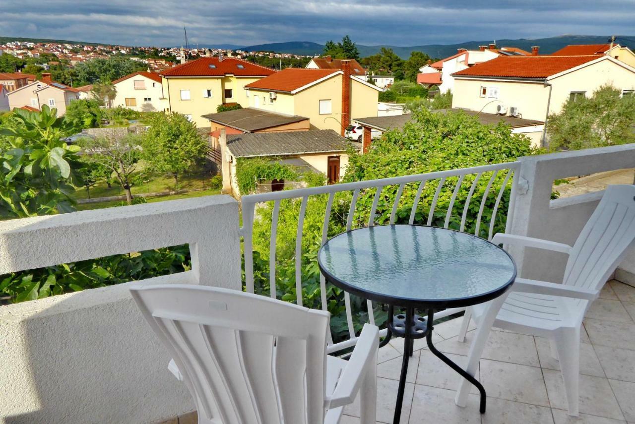 Apartments Curicta 1 Krk Town Bagian luar foto