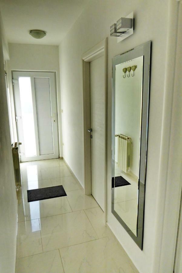 Apartments Curicta 1 Krk Town Bagian luar foto